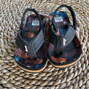 Toddler Reef sandals size 5/6
